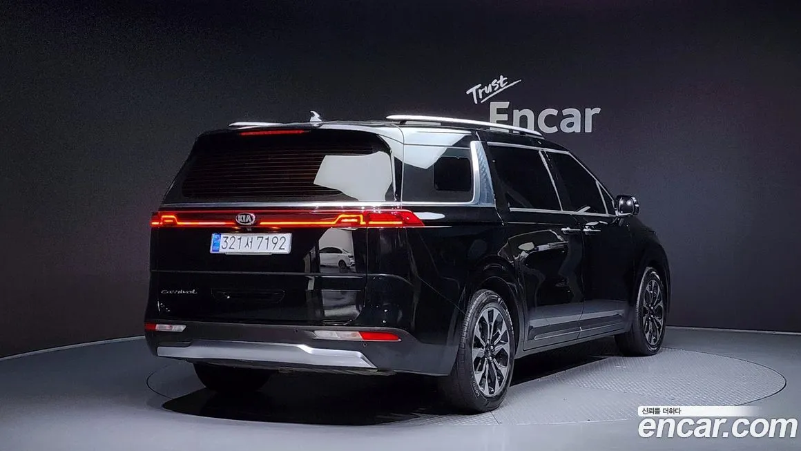 Kia Carnival 2021 из KR, фото 2