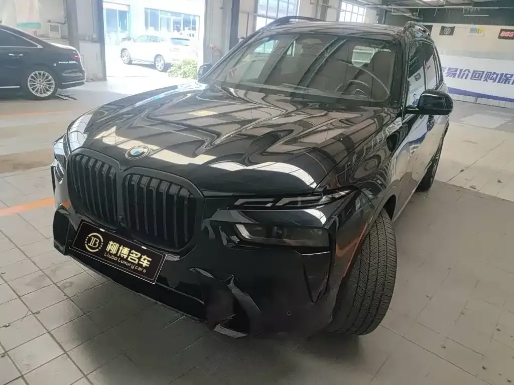BMW X7 2023 из CN, фото 1