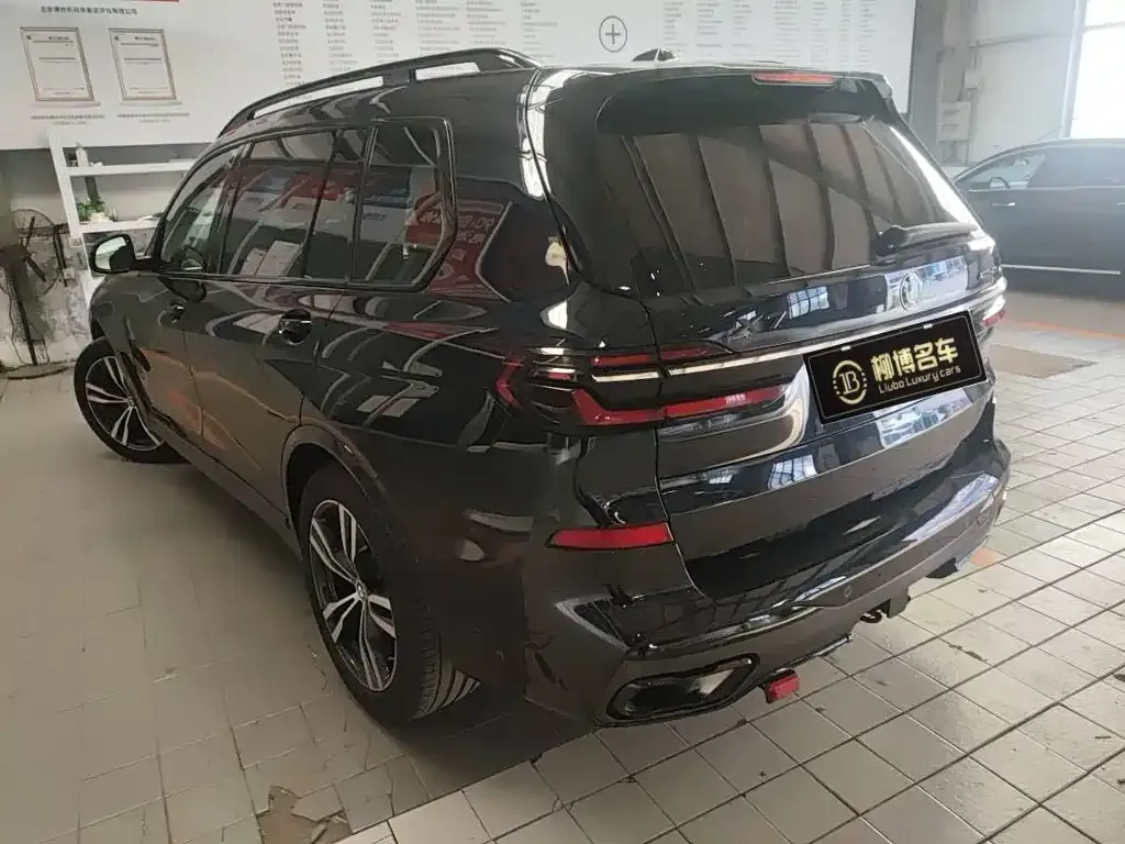 BMW X7 2023 из CN, фото 3