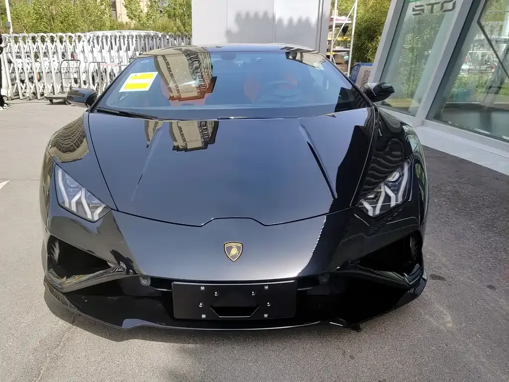 Lamborghini Huracan 2023 из CN, фото 3