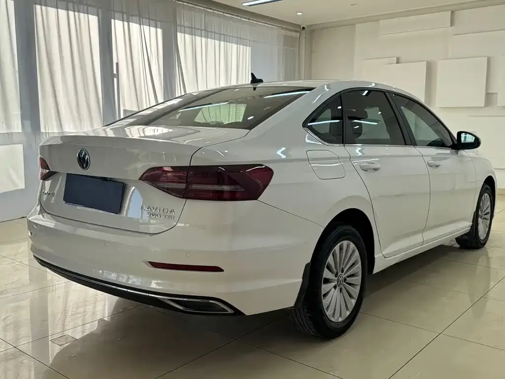 Volkswagen Lavida 2021 из CN, фото 6