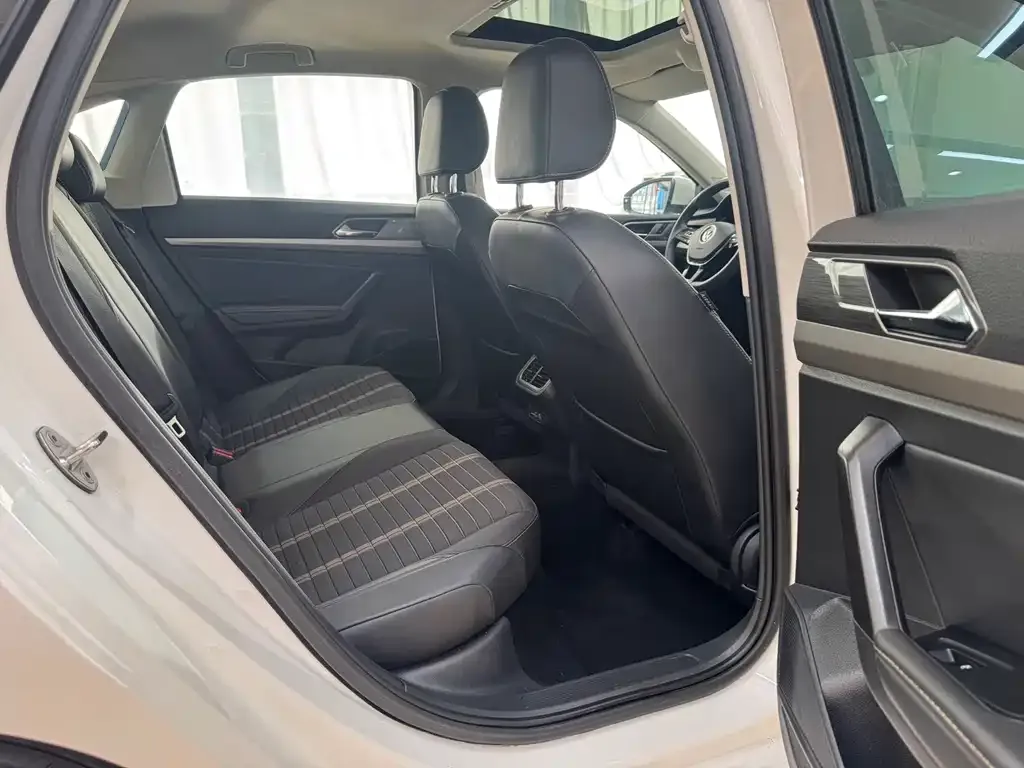 Volkswagen Lavida 2021 из CN, фото 9