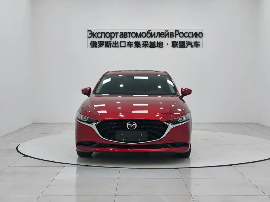 Mazda 3 Axela 2023 из CN, фото 2