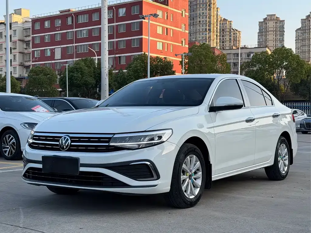Volkswagen Bora 2023 из CN, фото 1
