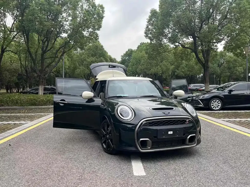 MINI Cooper (3-door) 2022 из CN, фото 3