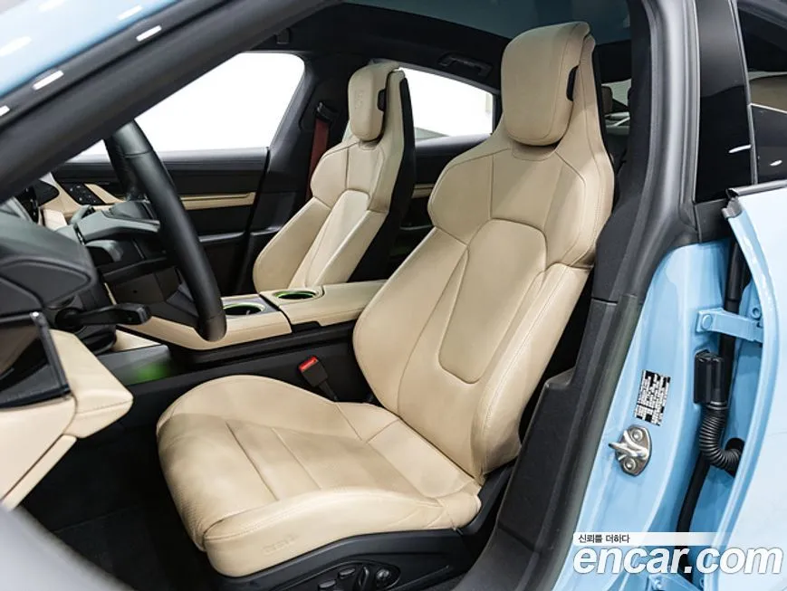 Porsche Taycan 2024 из KR, фото 10