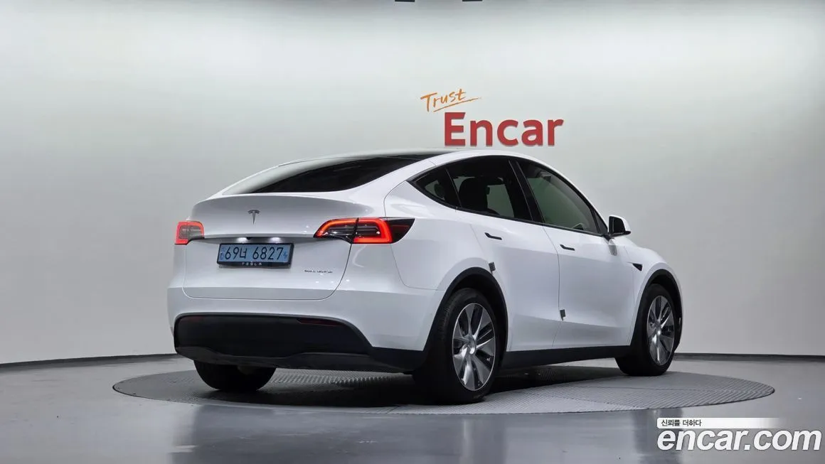 Tesla Model Y 2022 из KR, фото 2