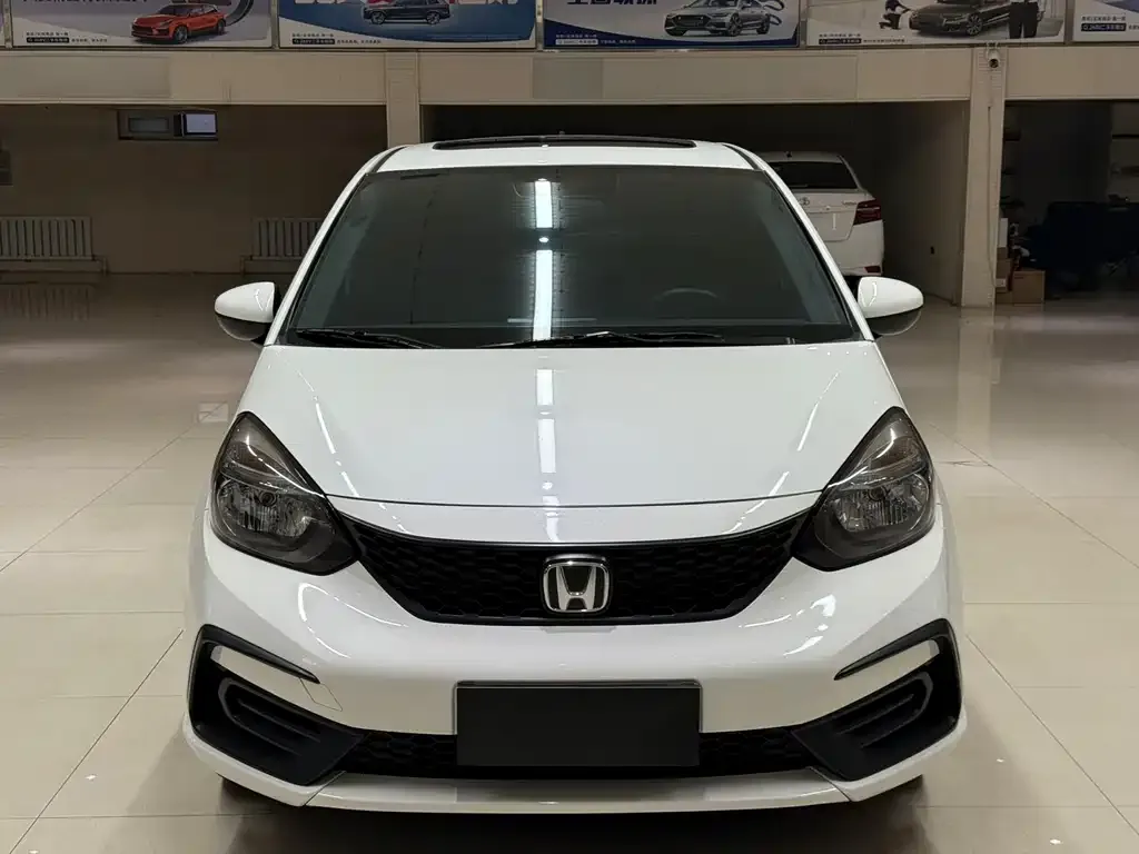 Honda Fit — фото 2
