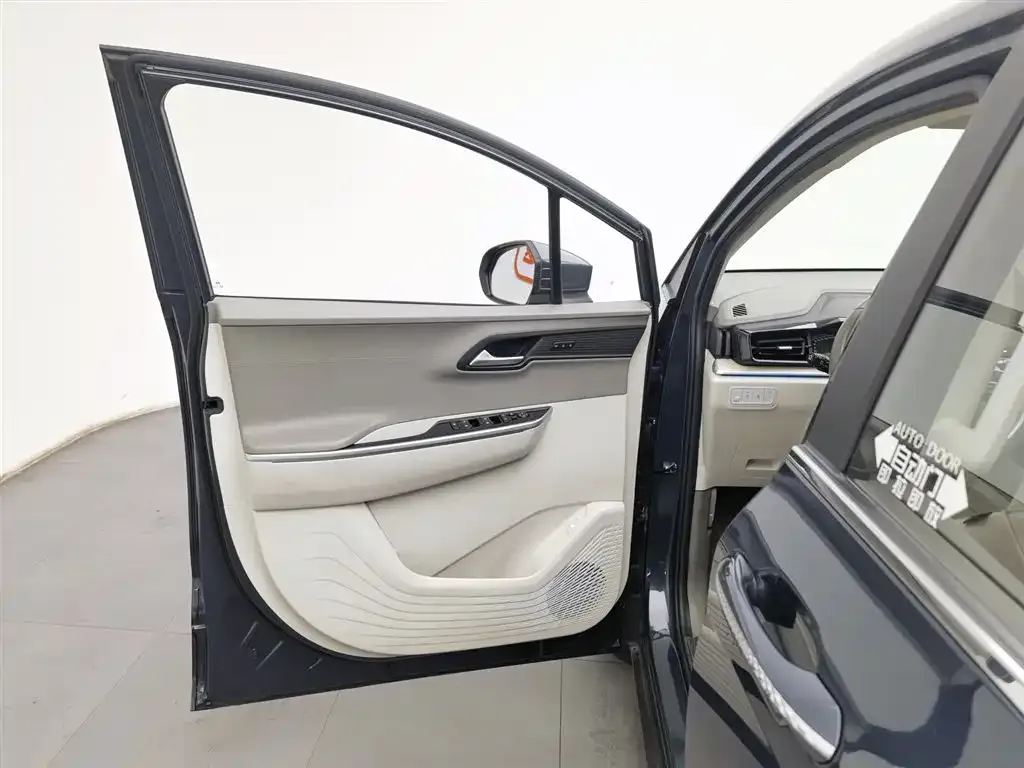 Hyundai Custo — фото 8