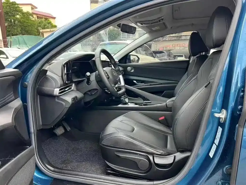 Hyundai Elantra 2022 из CN, фото 6