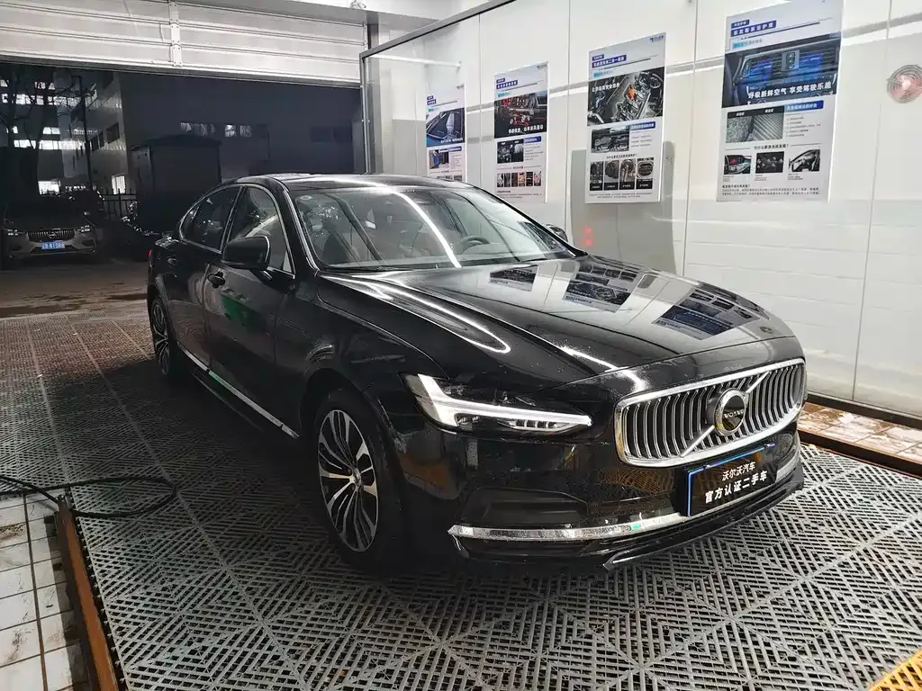 Volvo S90 — фото 3