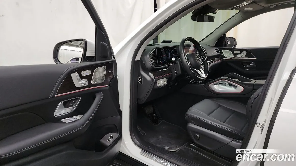 Mercedes-Benz GLE-Class — фото 10