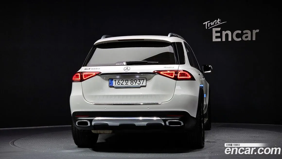 Mercedes-Benz GLE-Class — фото 4