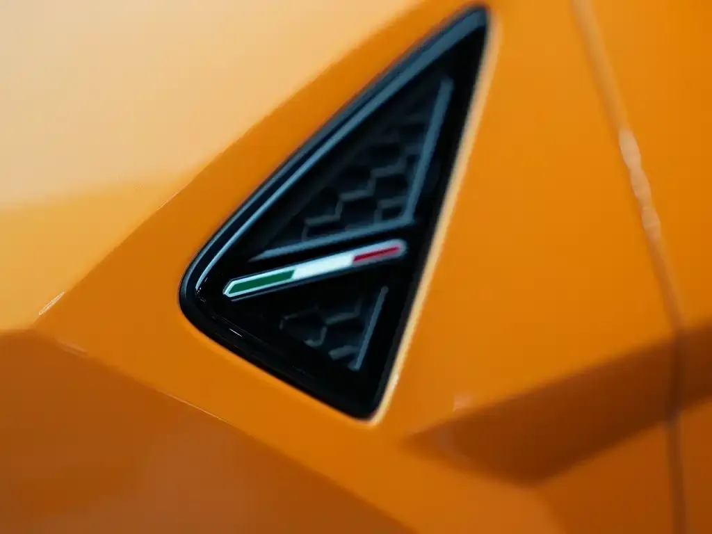 Lamborghini Urus 2021 из CN, фото 8