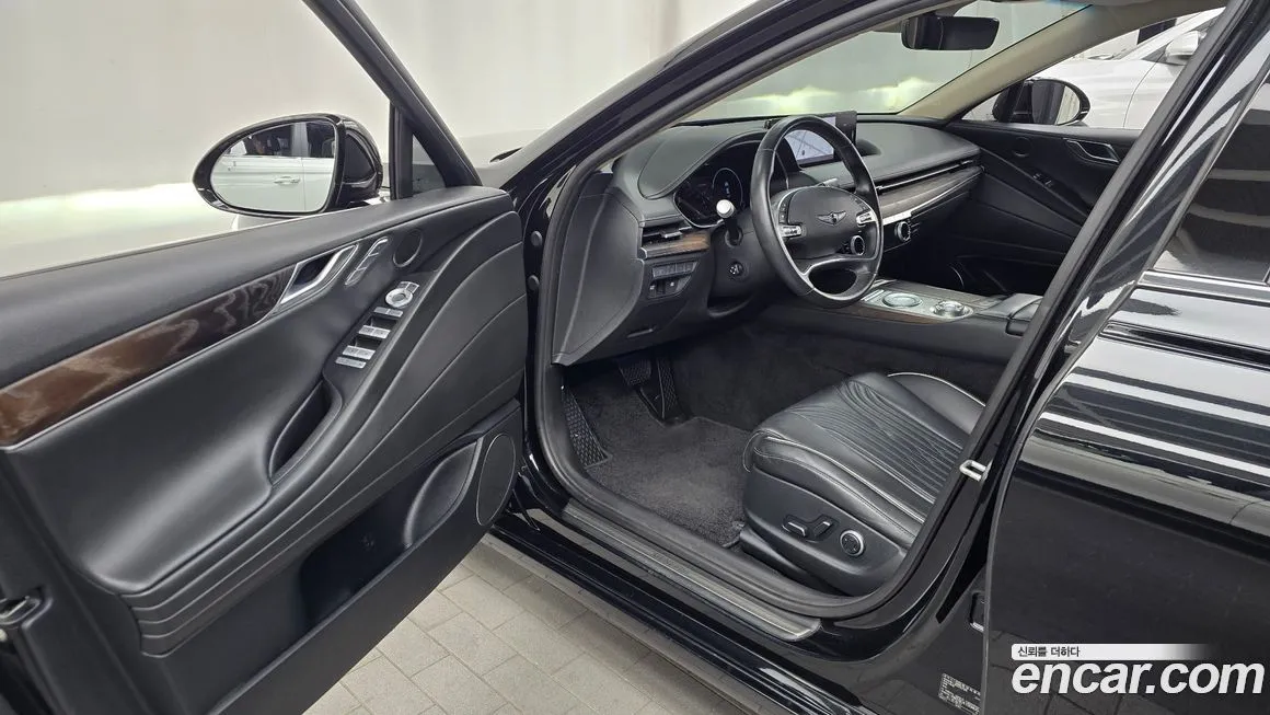 Genesis G80 — фото 10
