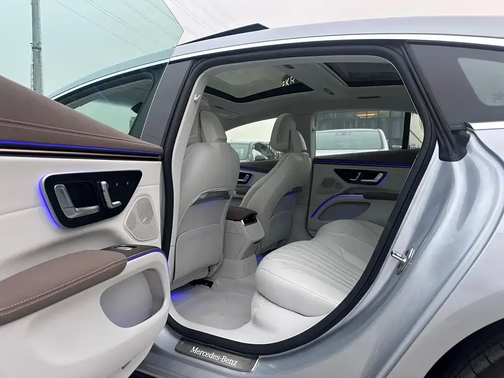 Mercedes-Benz EQS 2025 из CN, фото 4