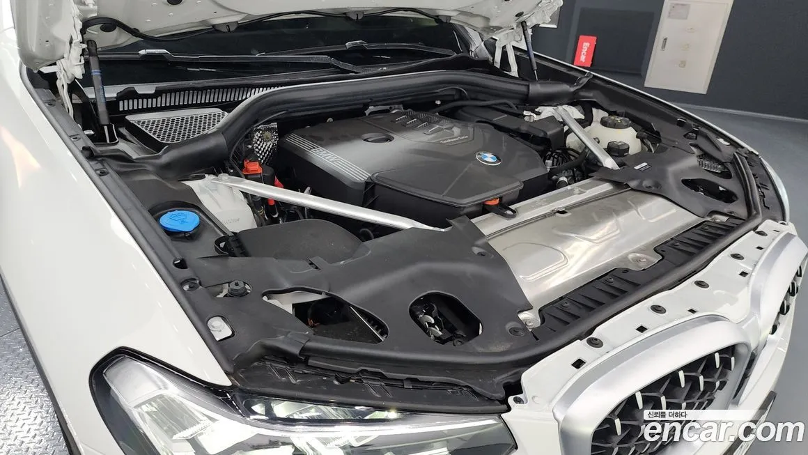 BMW X4 2025 из KR, фото 6