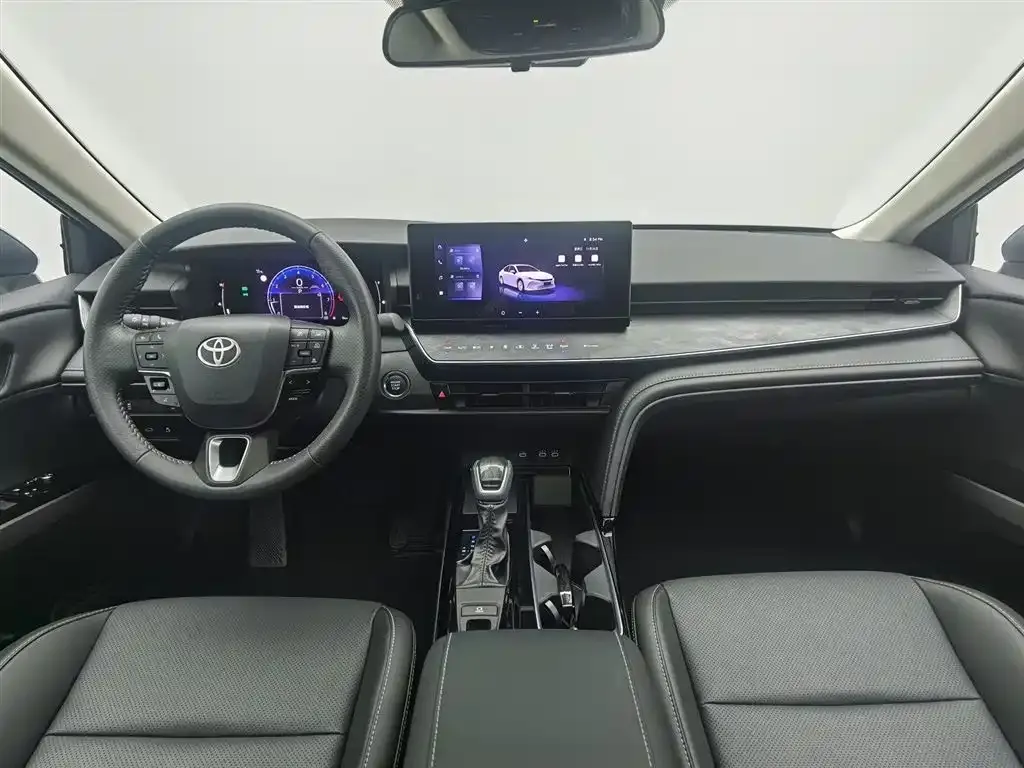 Toyota Camry 2024 из CN, фото 5