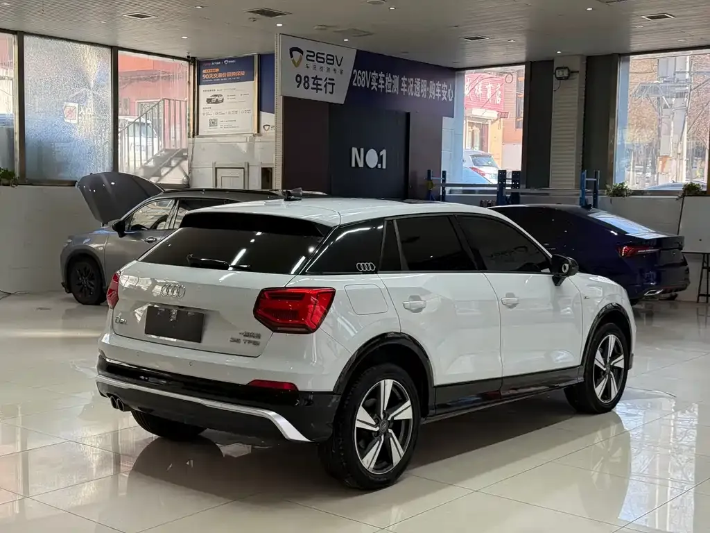 Audi Q2L 2021 из CN, фото 4