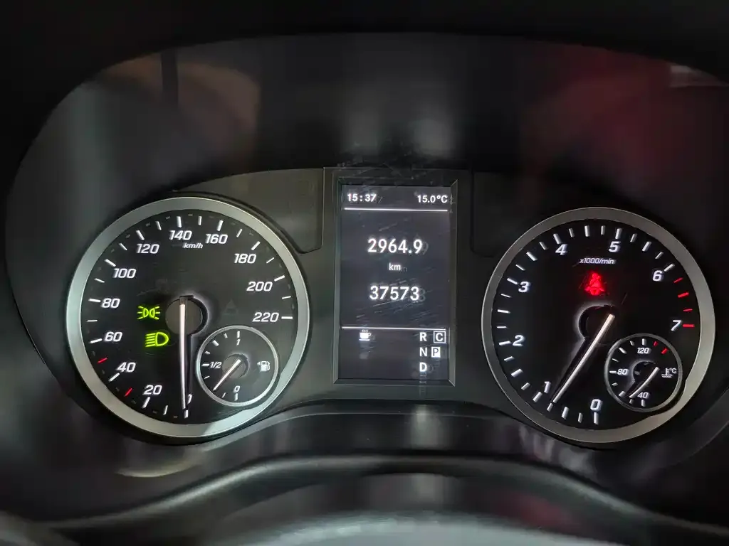 Mercedes-Benz Vito 2022 из CN, фото 7