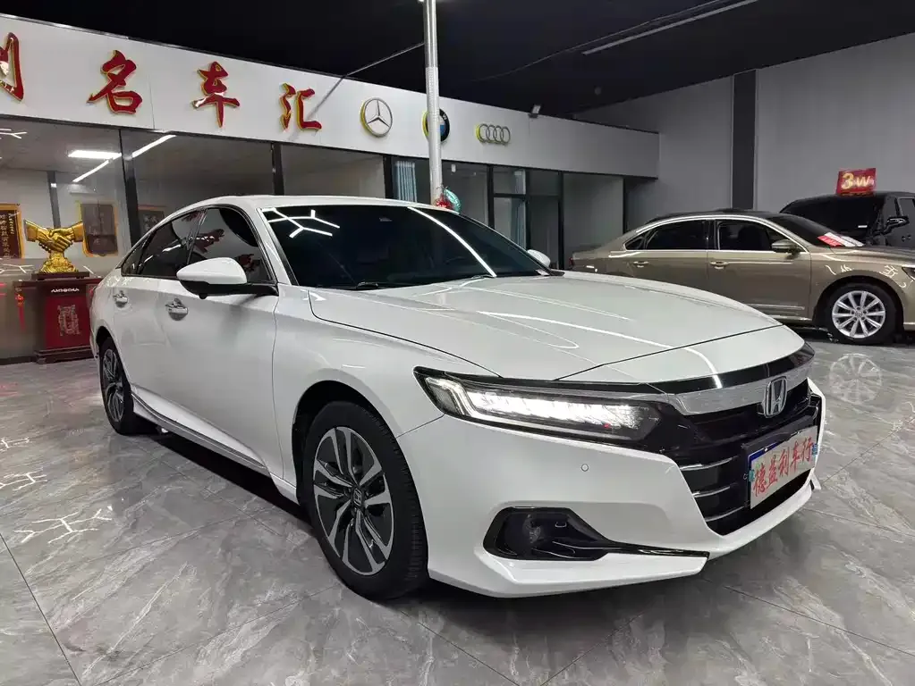 Honda Accord — фото 5