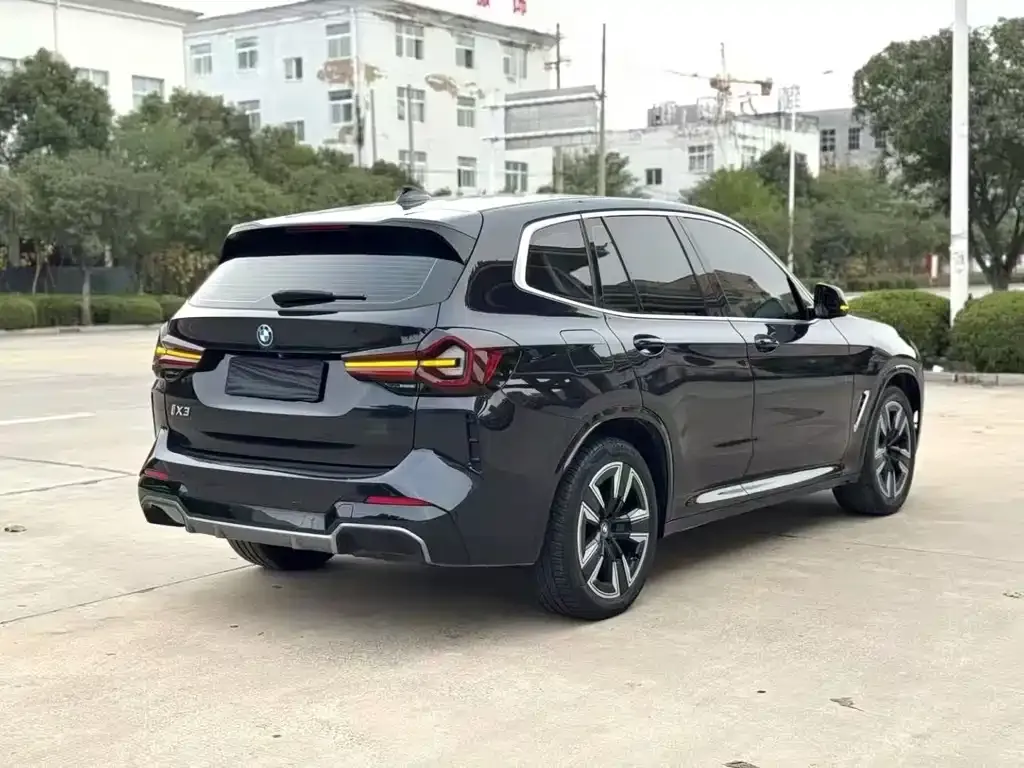 BMW iX3 2023 из CN, фото 4
