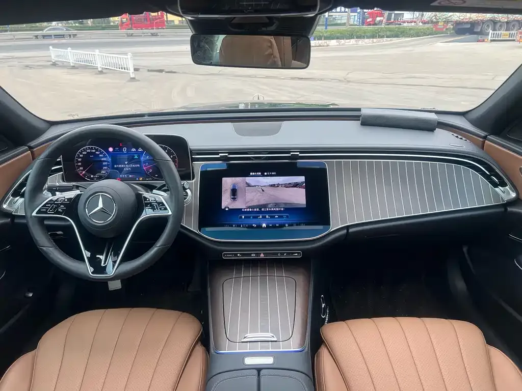 Mercedes-Benz E-Class 2024 из CN, фото 6