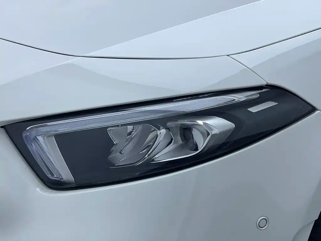 Mercedes-Benz A-Class 2023 из CN, фото 10