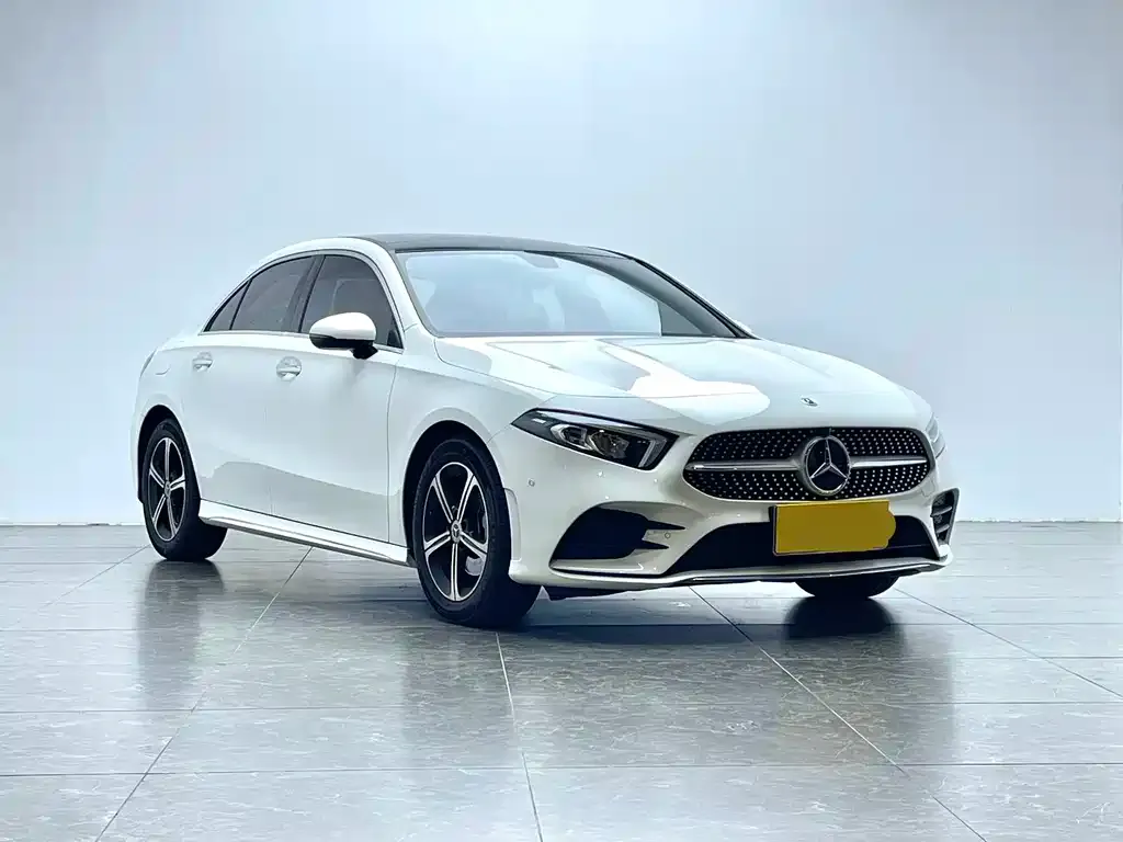 Mercedes-Benz A-Class 2023 из CN, фото 3