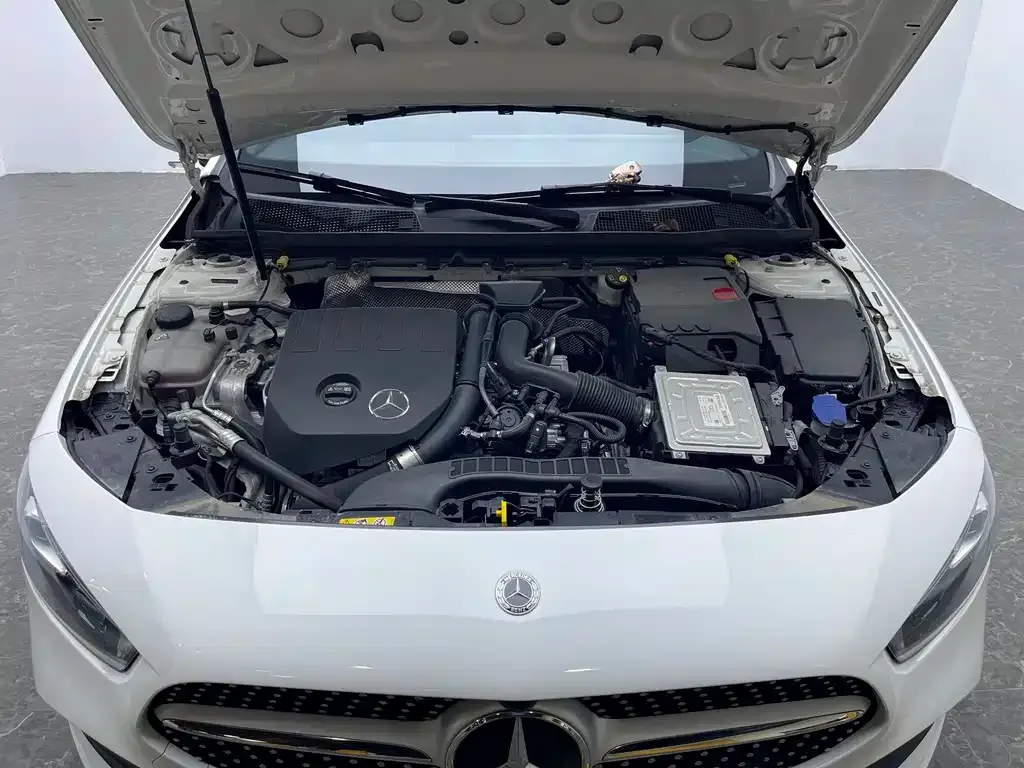 Mercedes-Benz A-Class 2023 из CN, фото 8