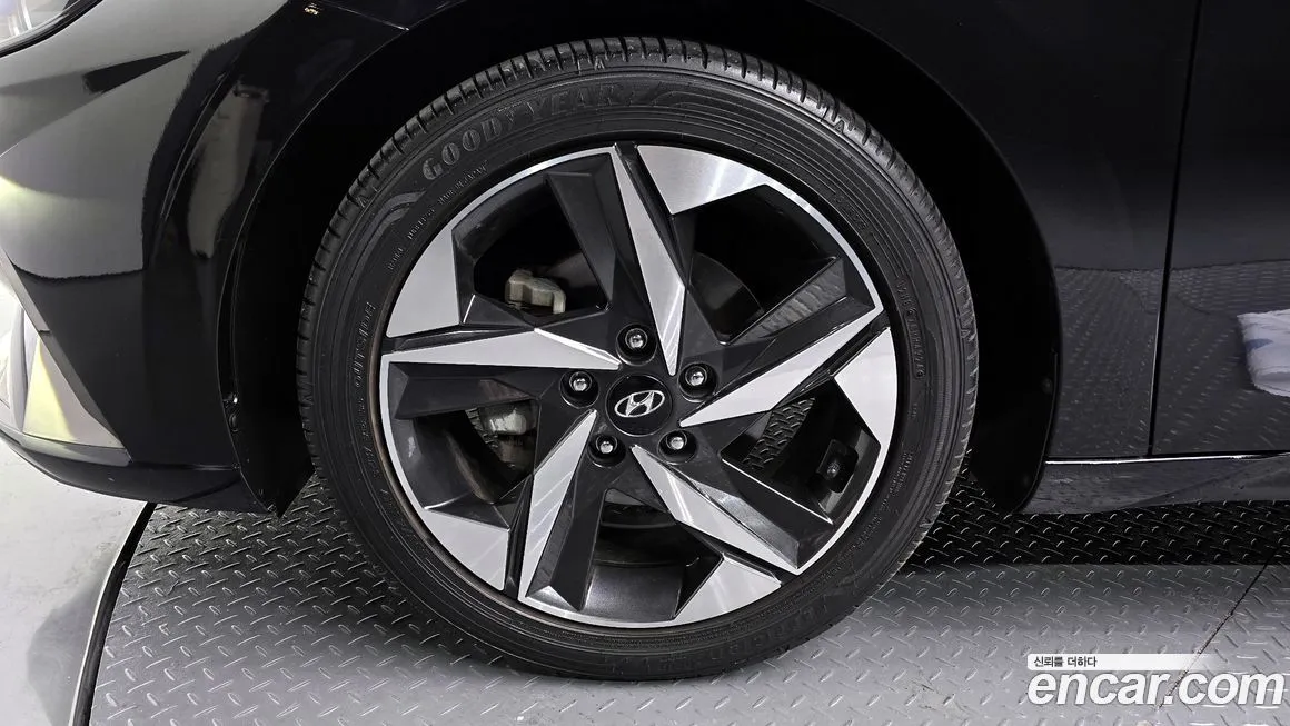 Hyundai AVANTE — фото 5