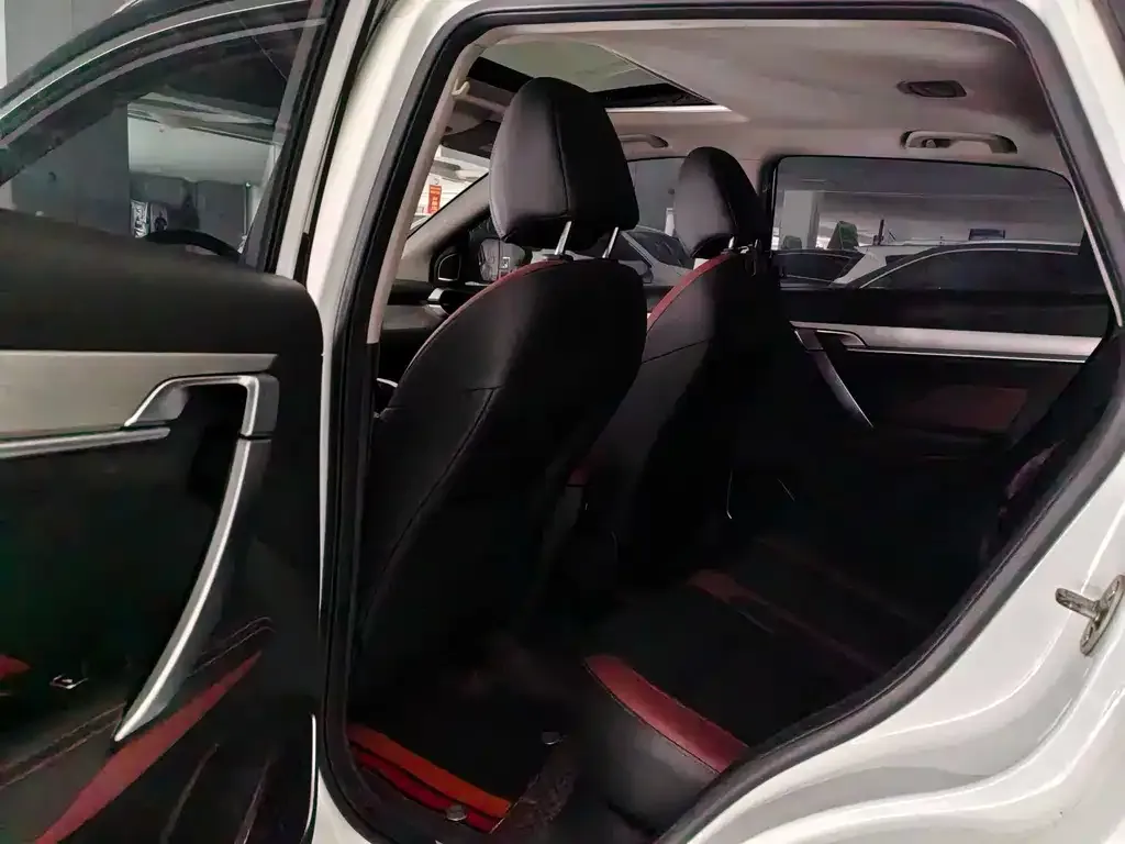 Geely Binyue 2022 из CN, фото 9