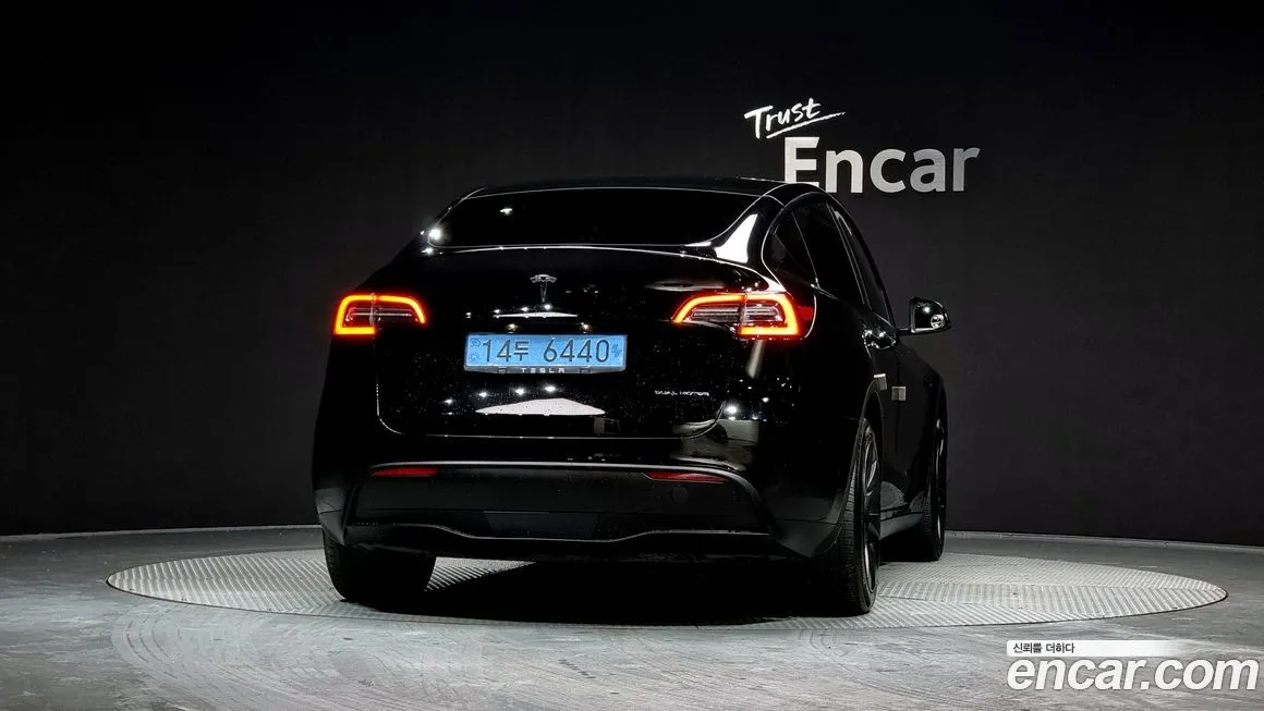 Tesla Model Y — фото 4