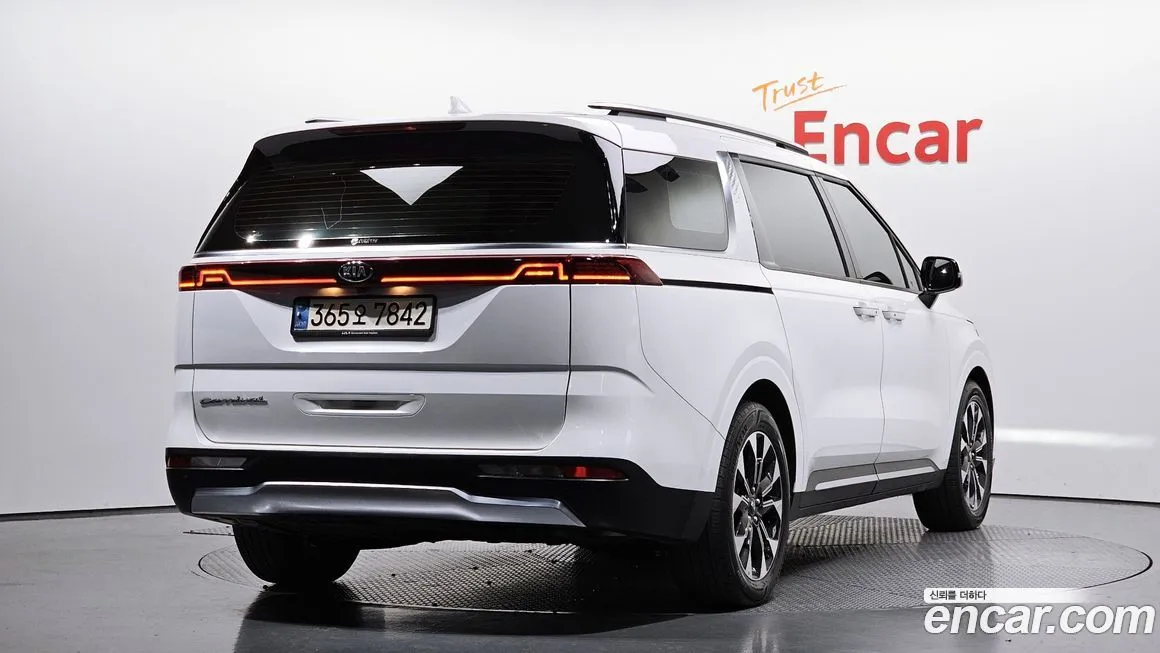 Kia Carnival 2021 из KR, фото 2