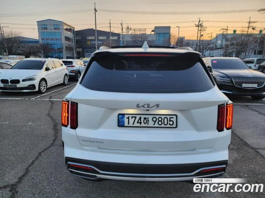 Kia Sorento — фото 4