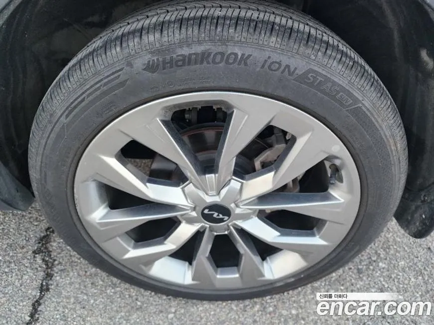 Kia Sorento — фото 7