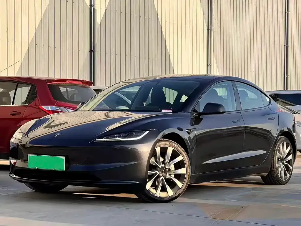 Tesla Model 3 2023 из CN, фото 1