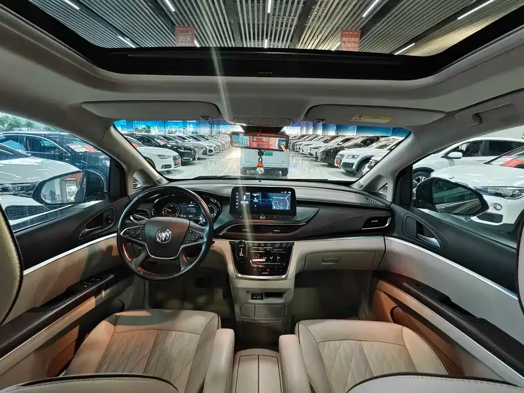 Buick GL8 2021 из CN, фото 10