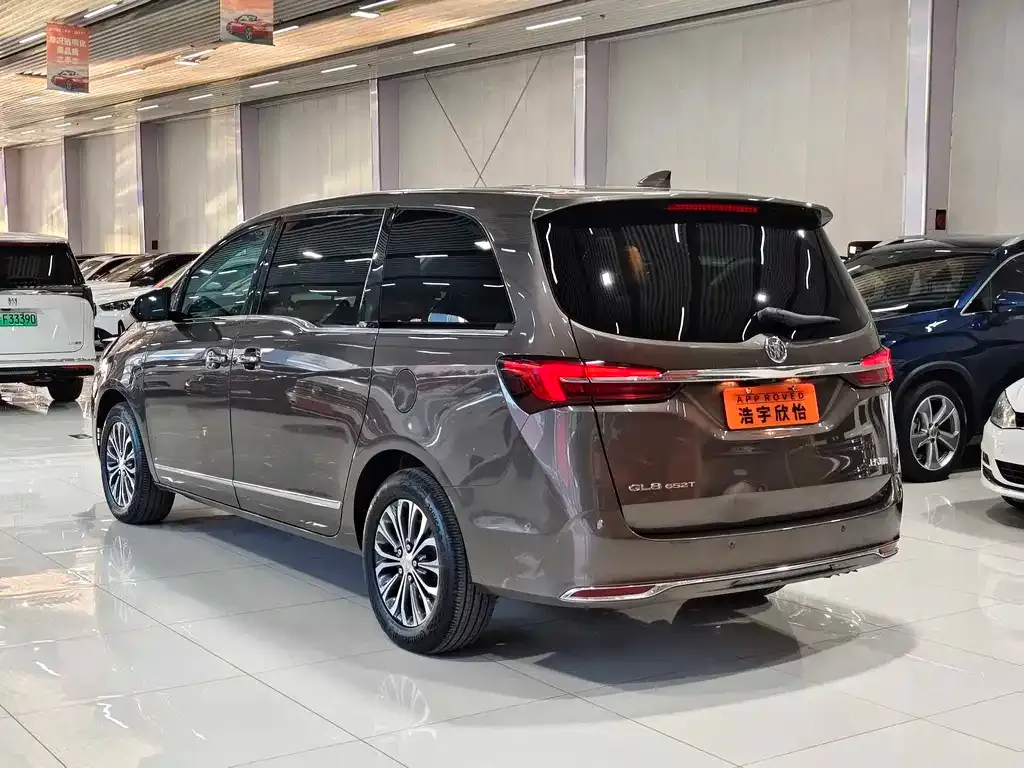 Buick GL8 2021 из CN, фото 4