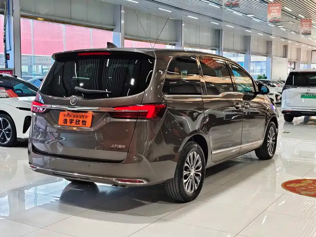Buick GL8 2021 из CN, фото 6