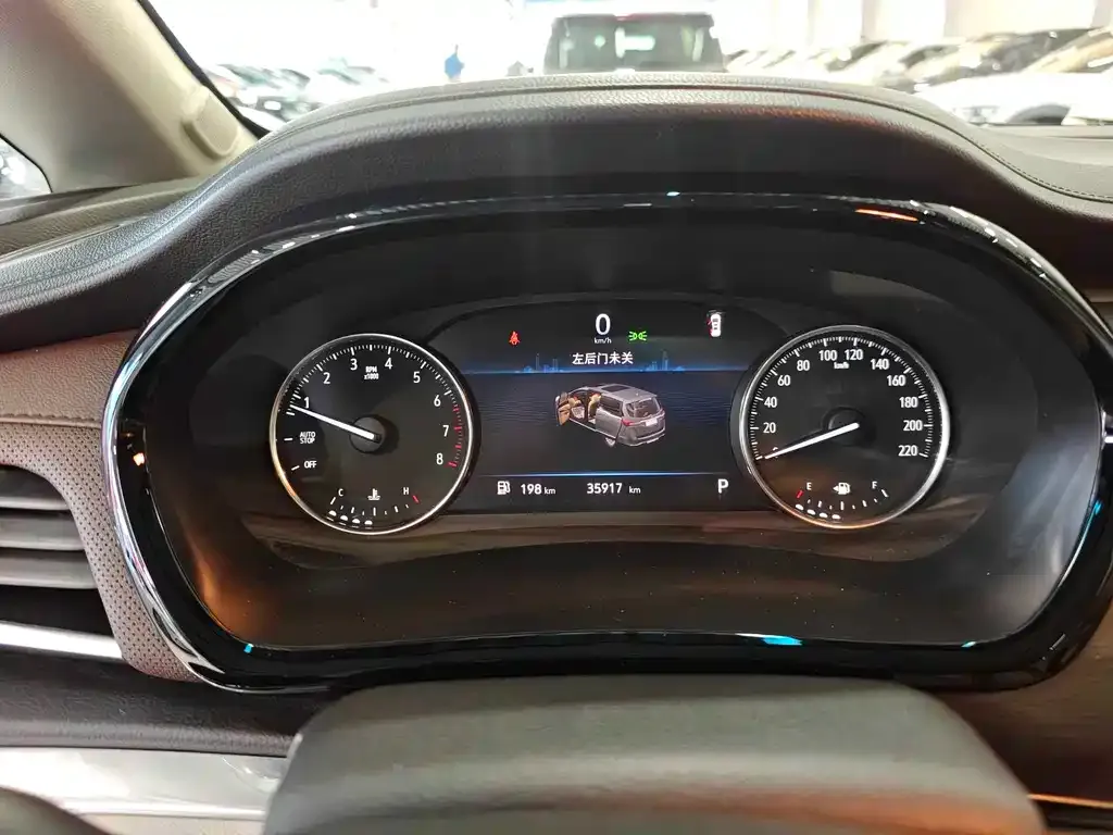 Buick GL8 2021 из CN, фото 7