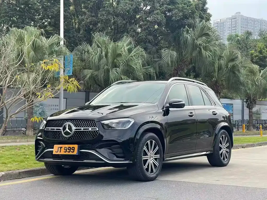 Mercedes-Benz GLE — фото 1