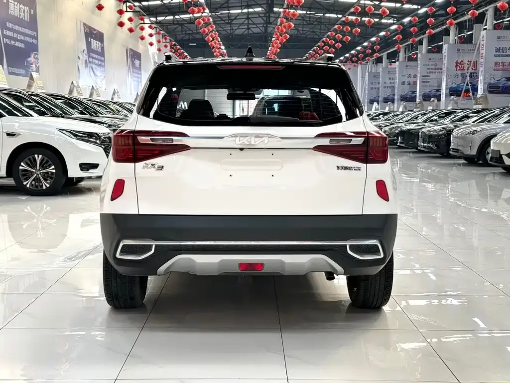 Kia KX3 2022 из CN, фото 5