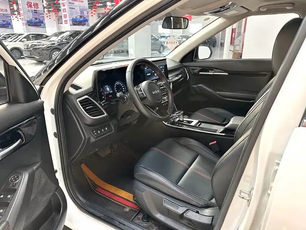 Kia KX3 2022 из CN, фото 8
