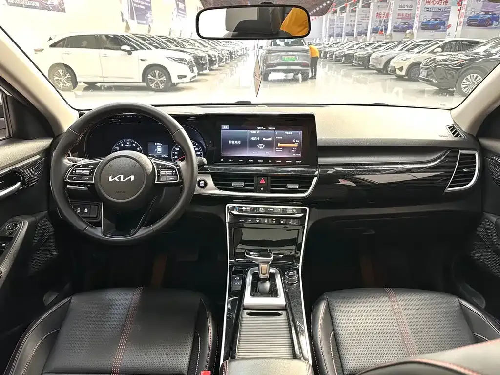 Kia KX3 2022 из CN, фото 9