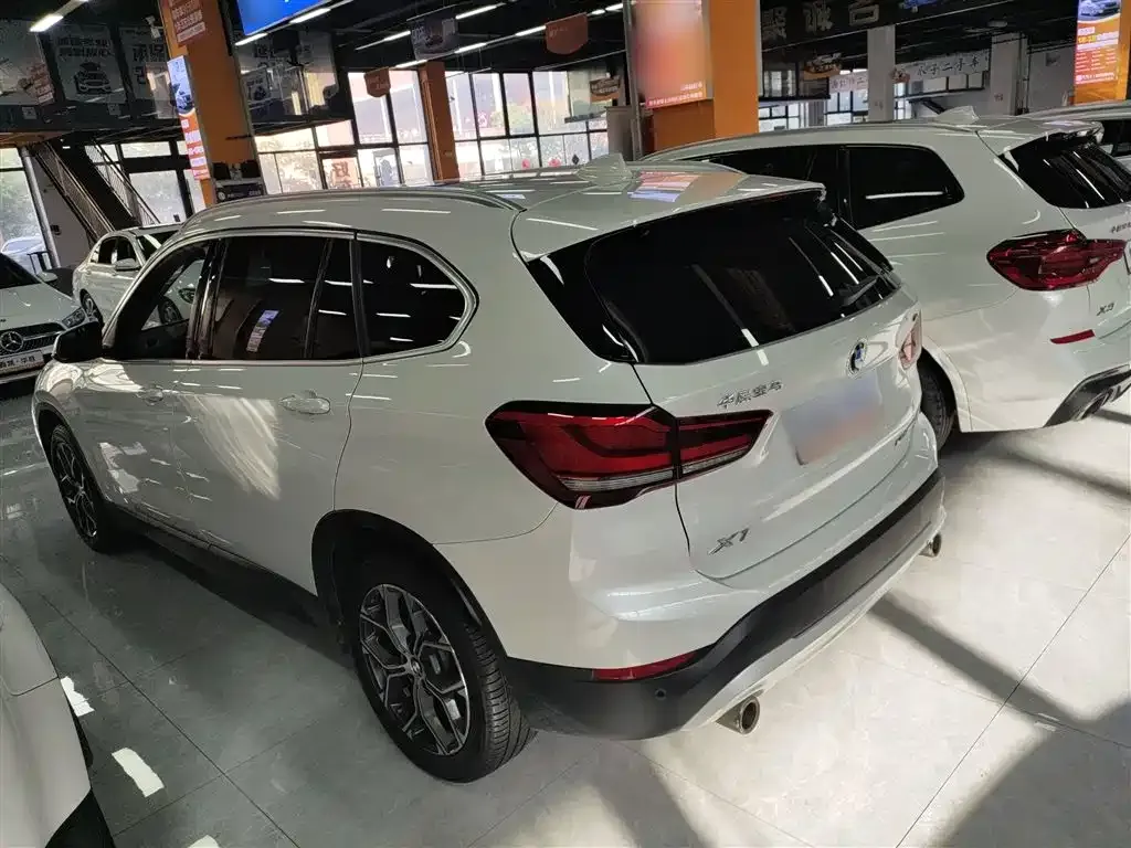BMW X1 — фото 5