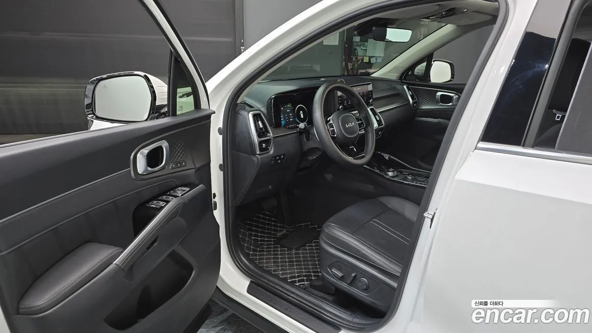 Kia Sorento — фото 10