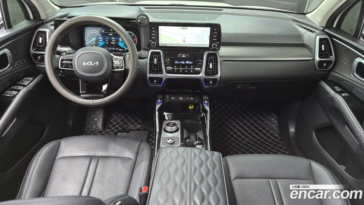 Kia Sorento — фото 7