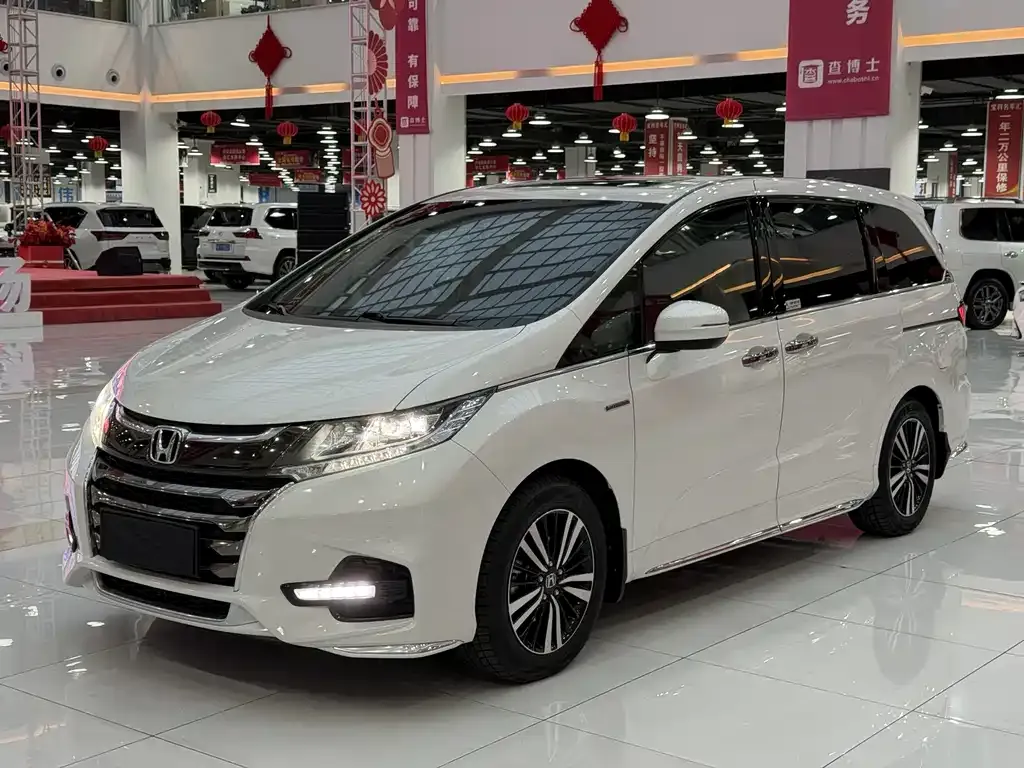 Honda Odyssey — фото 1