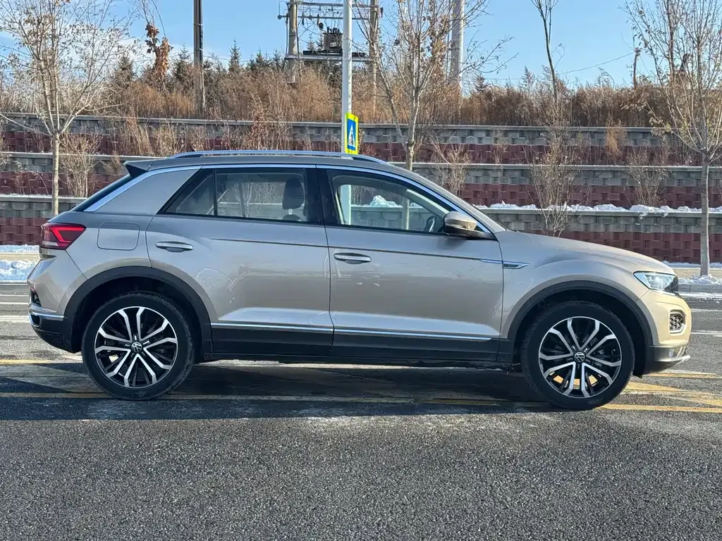Volkswagen T-Roc 2021 из CN, фото 4